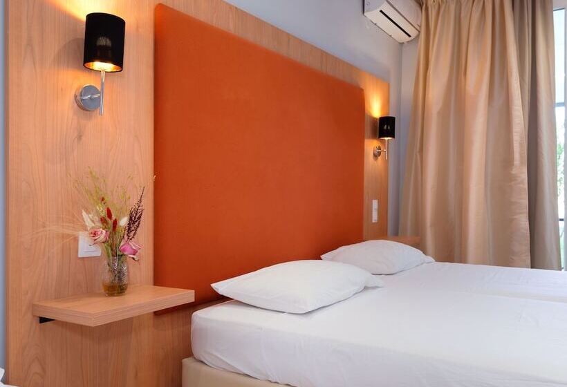 スタンダードトリプルルーム, Punta