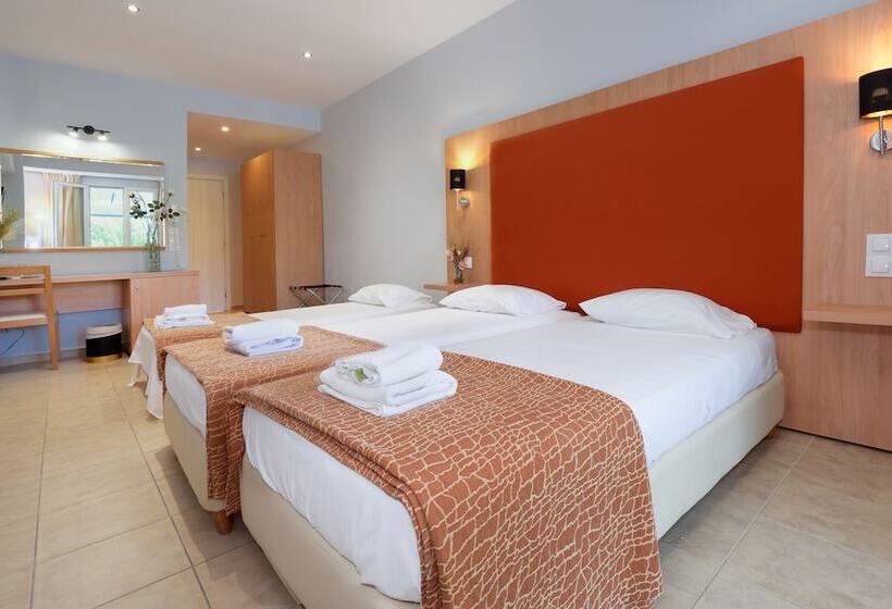 スタンダードトリプルルーム, Punta