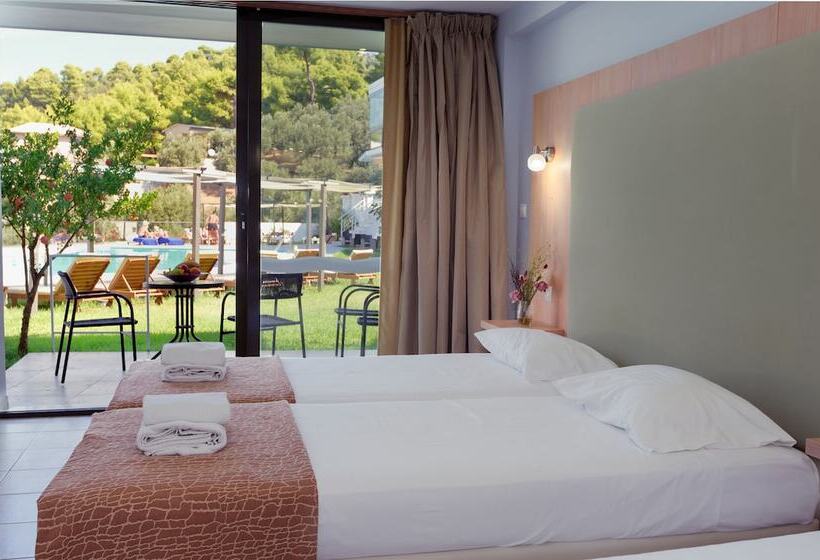 スタンダード4人部屋, Punta