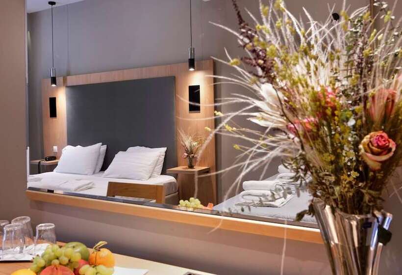 スーペリアの4人部屋, Punta