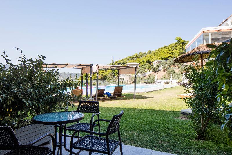 スタンダード4人部屋, Punta