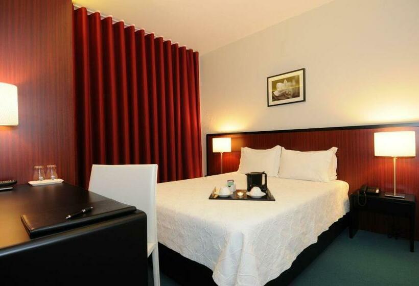 غرفة قياسية, Torre Mar