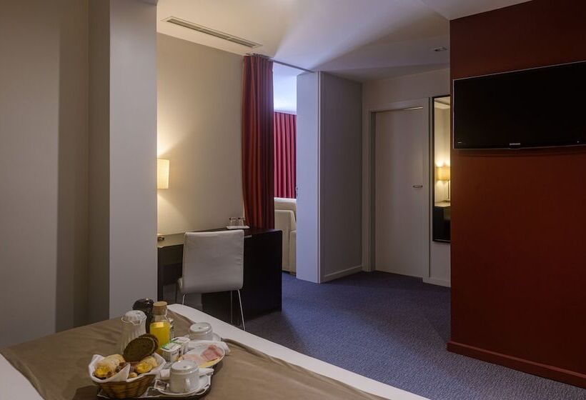 غرفة سوبيريور, Torre Mar