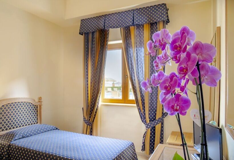 스탠다드 트리플 룸, Villa Romana