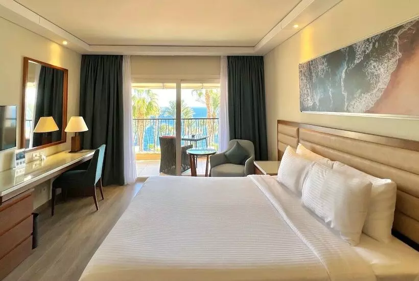 اتاق کلاس بیزنس, Grand Rotana Resort & Spa