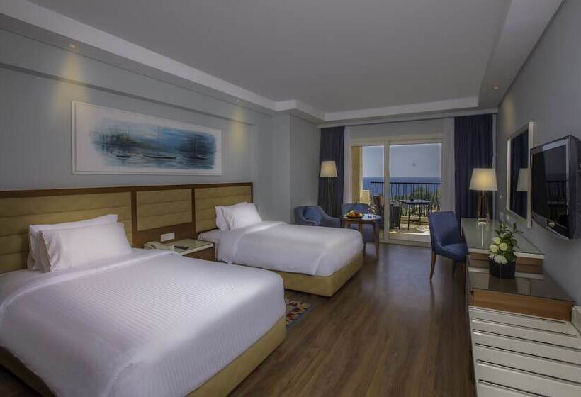 Pokój klasy Biznes, Grand Rotana Resort & Spa