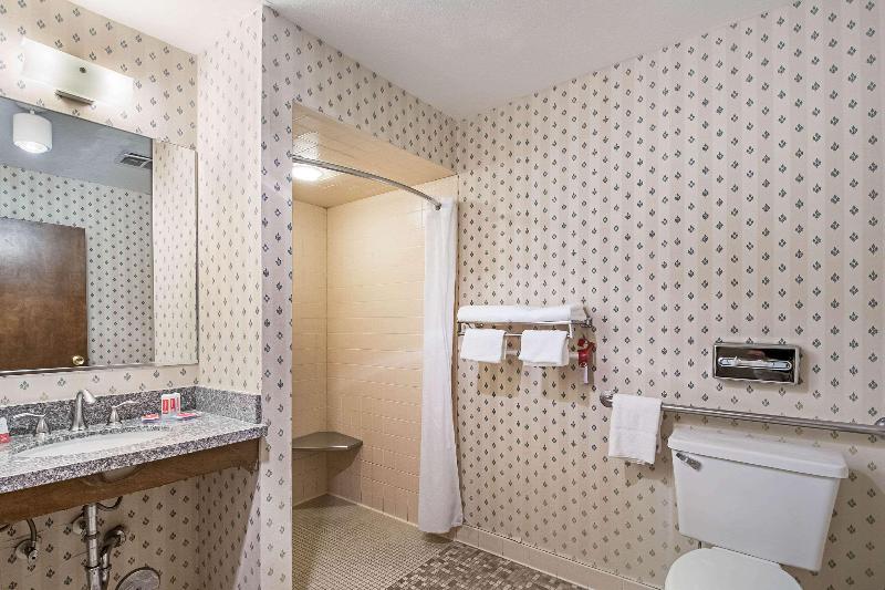 اتاق کلاس بیزنس, Grand Rotana Resort & Spa