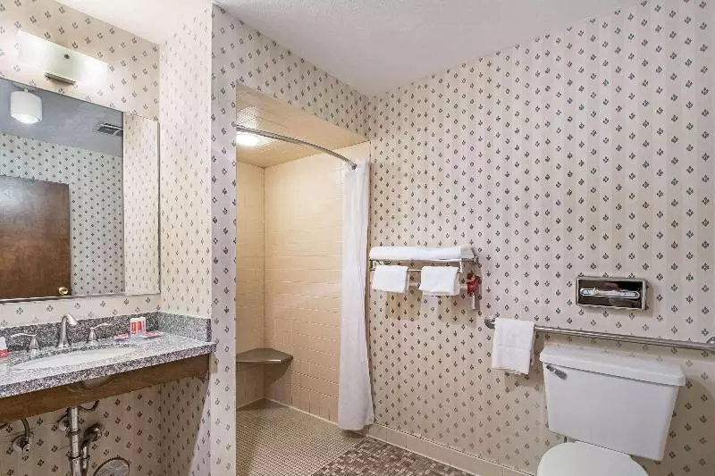 اتاق کلاس بیزنس, Grand Rotana Resort & Spa