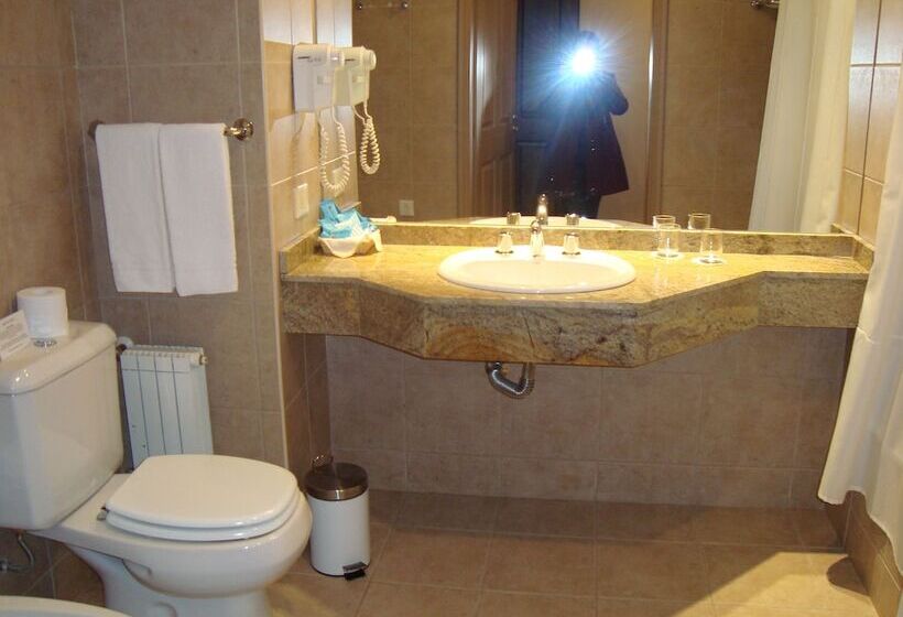 スタンダードトリプルルーム, Alto Calafate