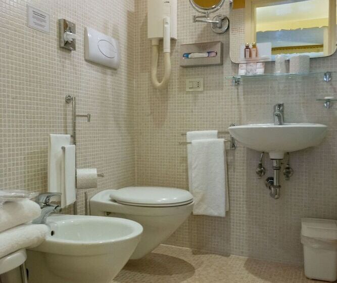 اتاق کلاسیک, Becher