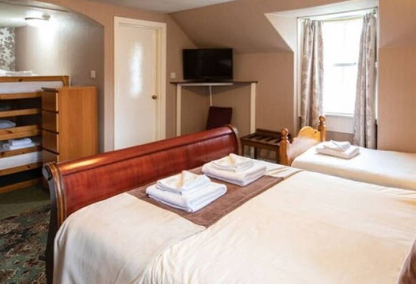 غرفة عائلية, Cairndow Stagecoach Inn