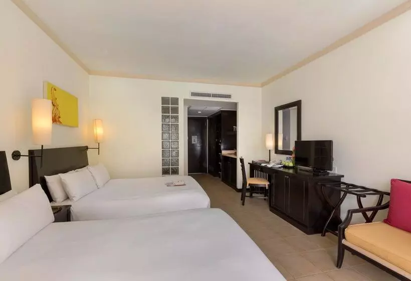 اتاق خانوادگی, Centara Kata Resort Phuket