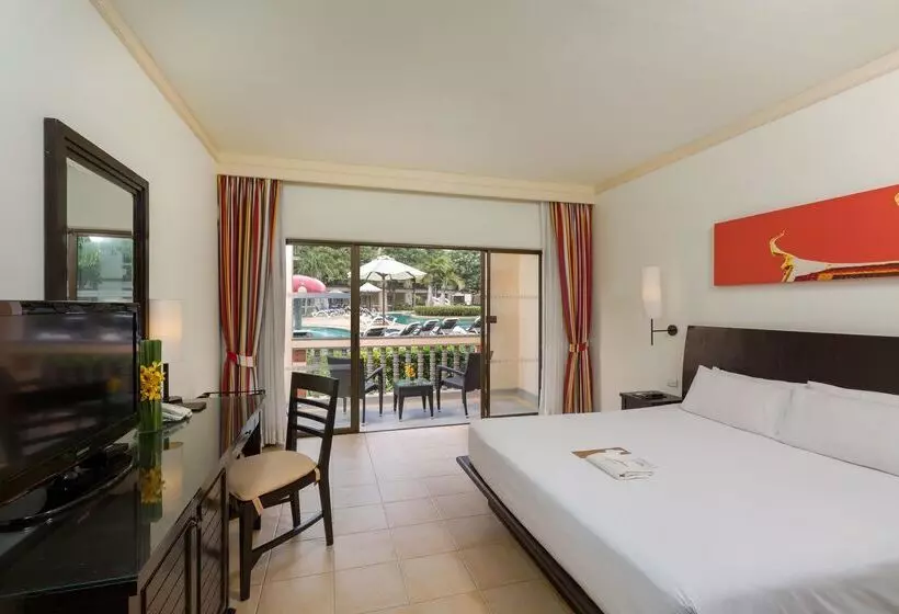 سوییت خانوادگی, Centara Kata Resort Phuket
