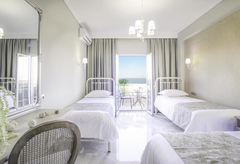 オーシャンビューのスーペリアトリプルルーム, Erofili