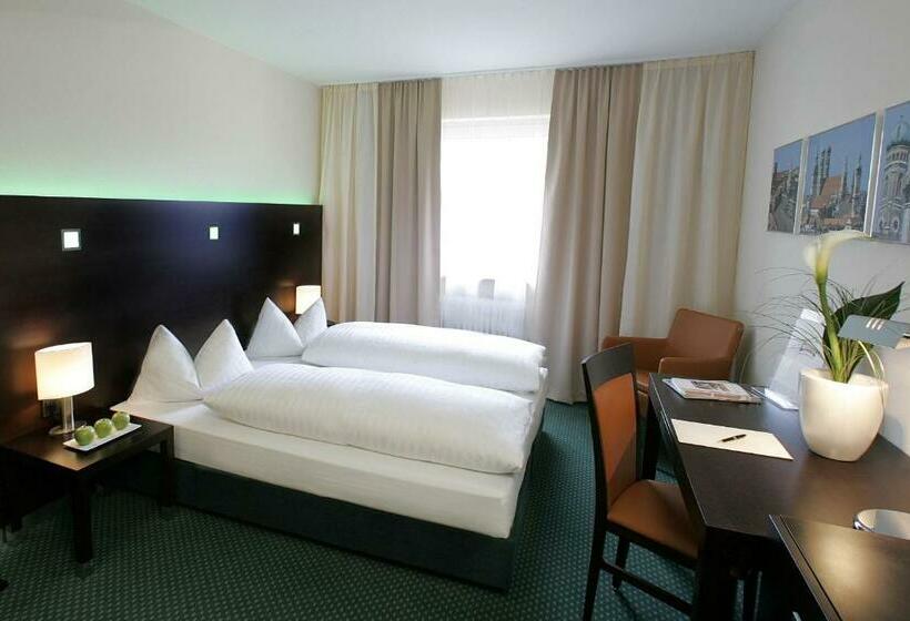 Номер Комфорт, Flemings Hotel München Schwabing
