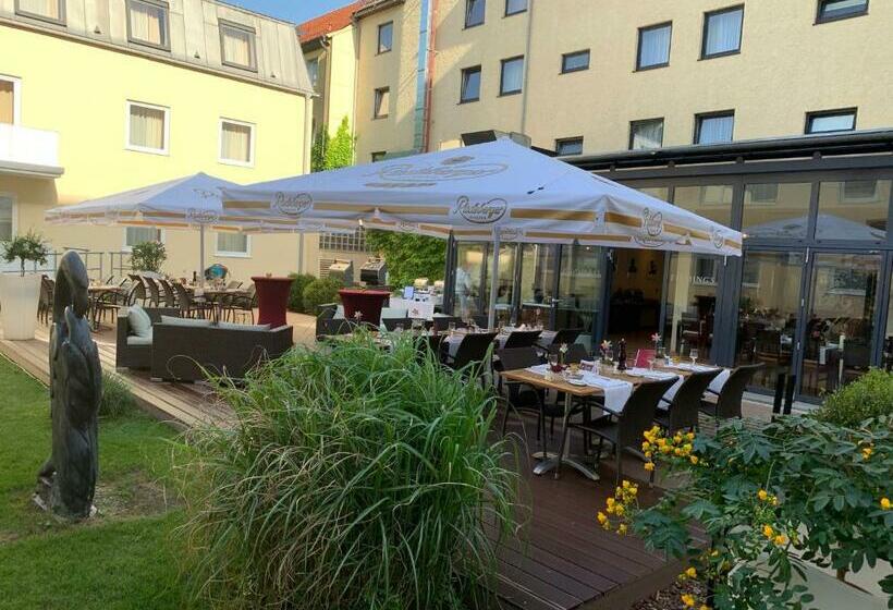 Номер Комфорт, Flemings Hotel München Schwabing