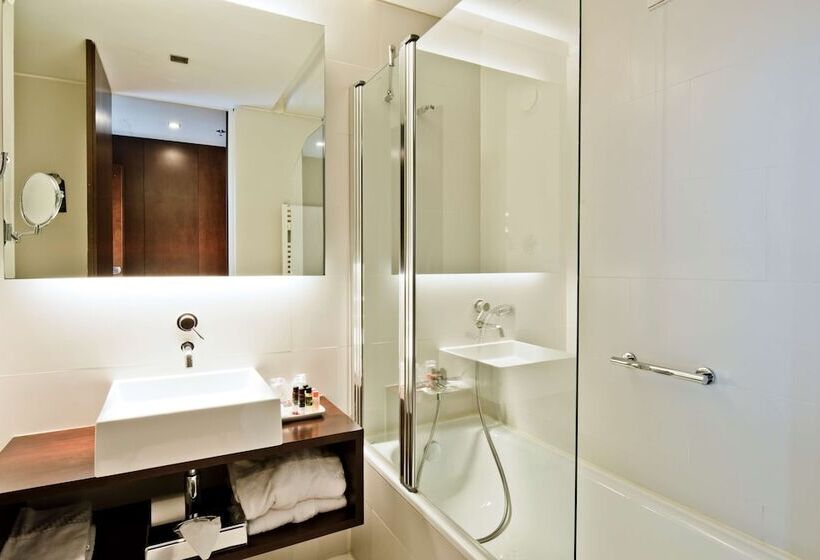 스탠다드 룸, Golden Tulip Sao Joao Da Madeira