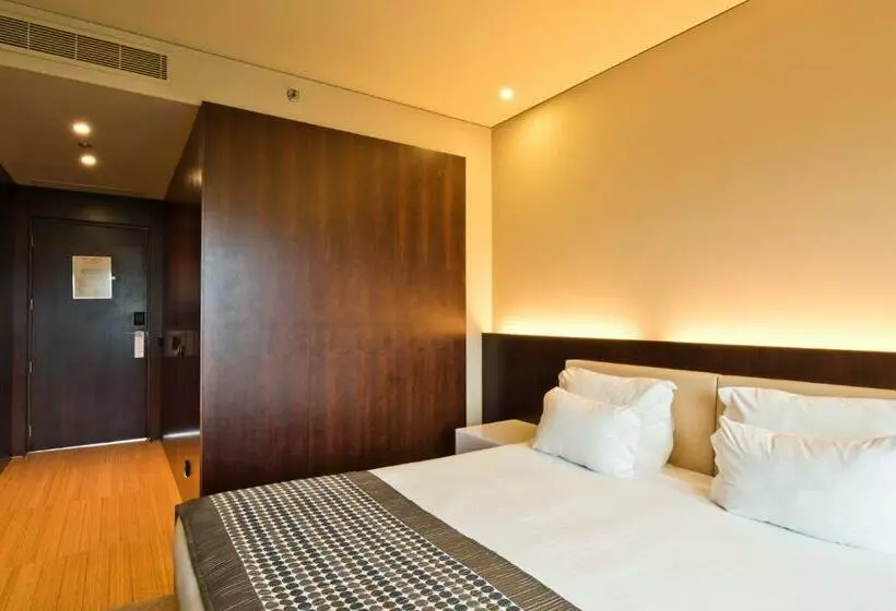 スーペリアールーム, Golden Tulip Sao Joao Da Madeira