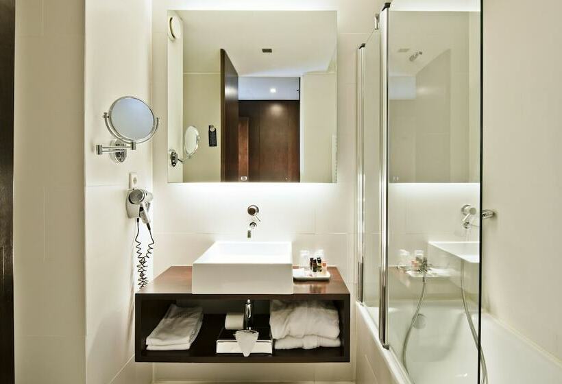 اتاق سوپریور, Golden Tulip Sao Joao Da Madeira