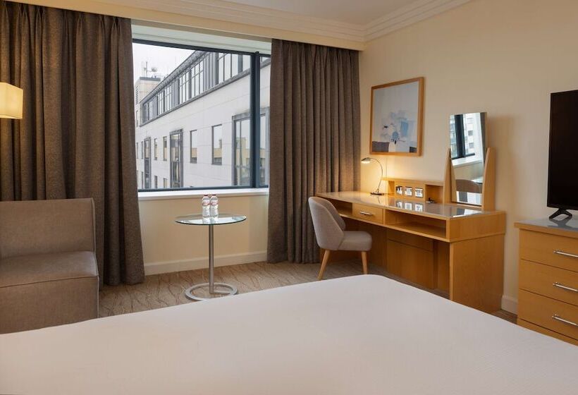 디럭스 룸, Hilton Dublin Airport