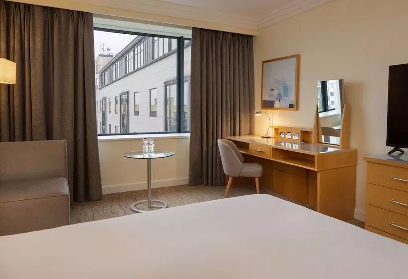 اتاق لوکس, Hilton Dublin Airport