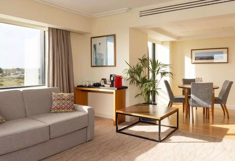 سوییت, Hilton Dublin Airport