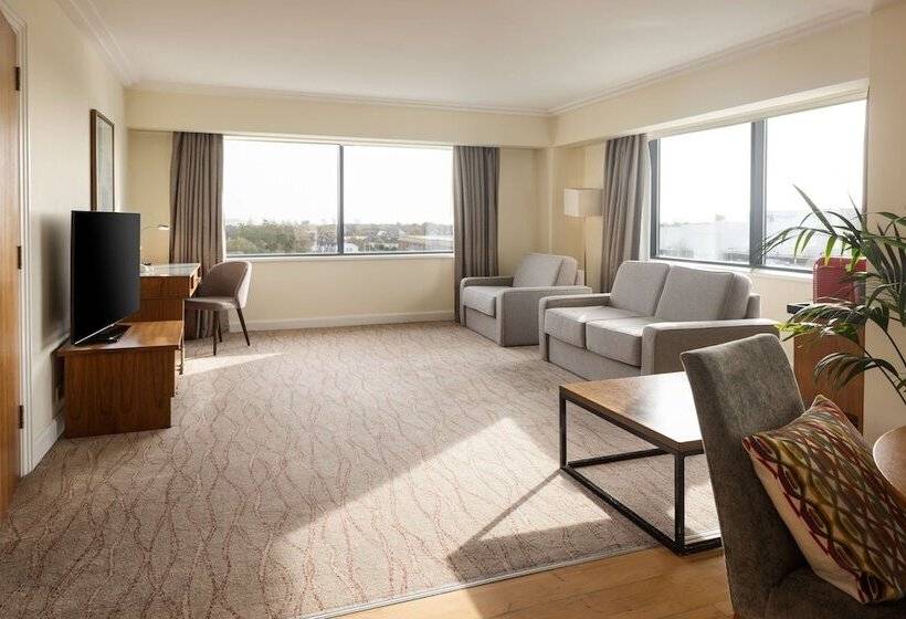 סוויטה, Hilton Dublin Airport