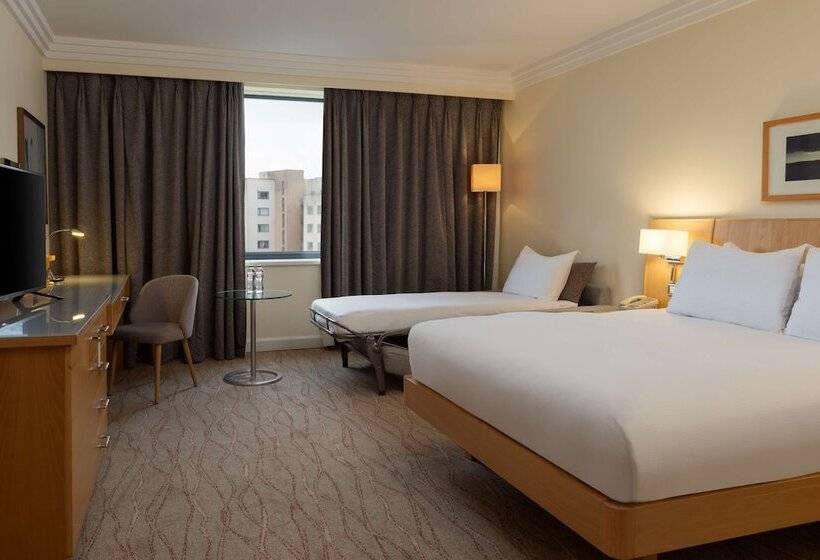 חדר משפחתי, Hilton Dublin Airport