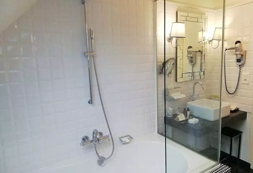 اتاق سوپریور, Hôtel La Villa Eugene