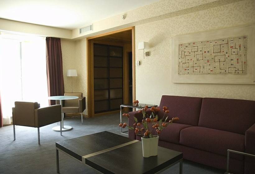 Suite Junior, Macia Real De La Alhambra