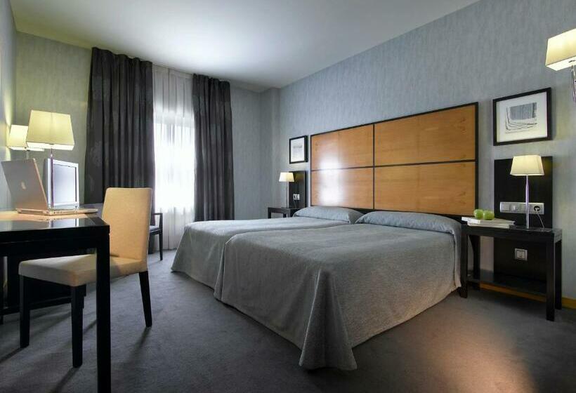 Camera Classica, Macia Real De La Alhambra