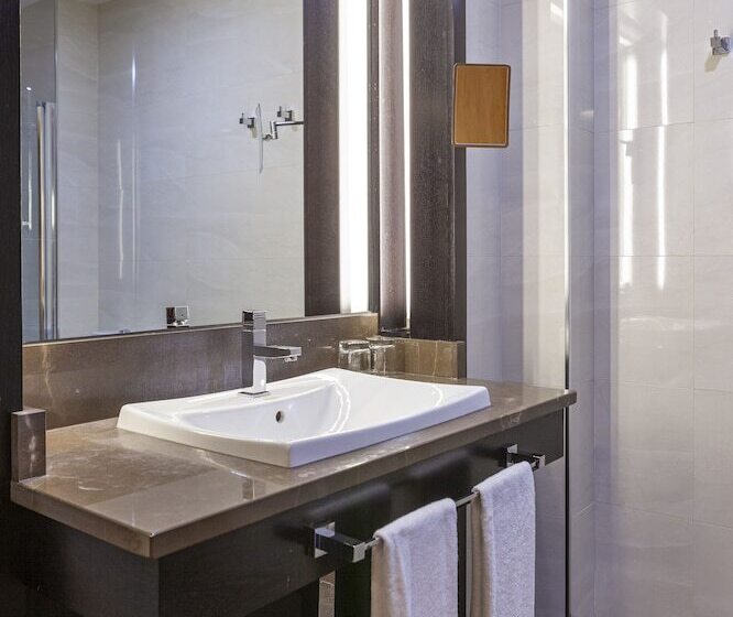 Suite Junior, Macia Real De La Alhambra