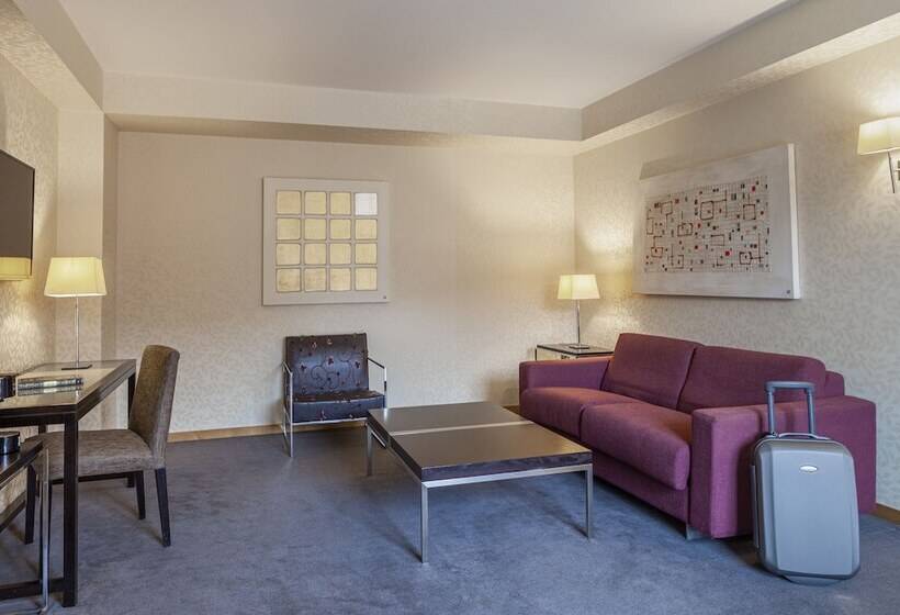 Suite Junior, Macia Real De La Alhambra