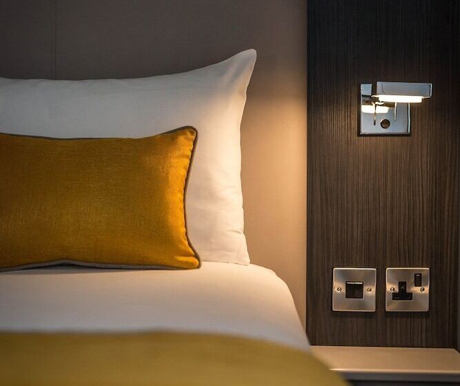 4인용 스탠다드 룸, Maldron Hotel Smithfield Dublin City
