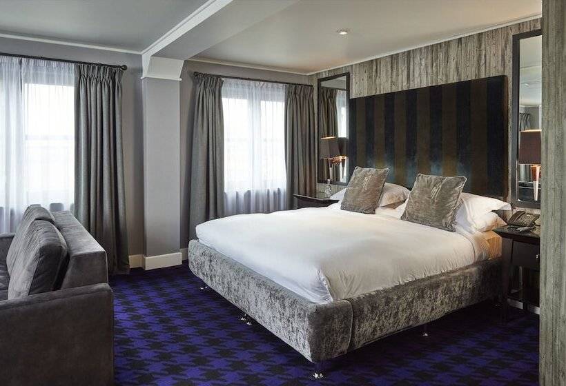 Полулюкс, Malmaison Newcastle