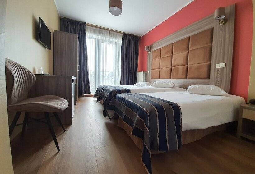 اتاق سوپریور سه تخته, Midizuid
