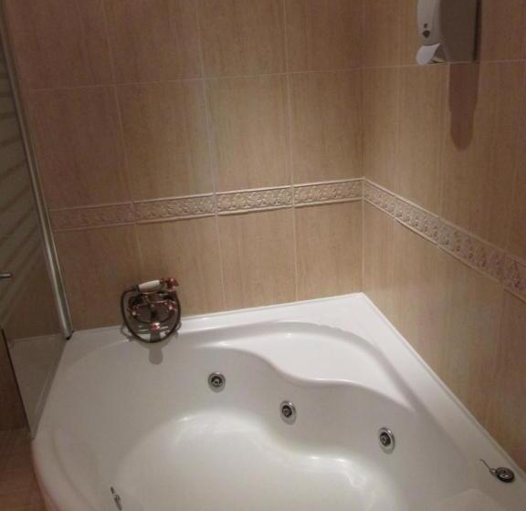 キングサイズベッドのスイートルーム, Real Castillo