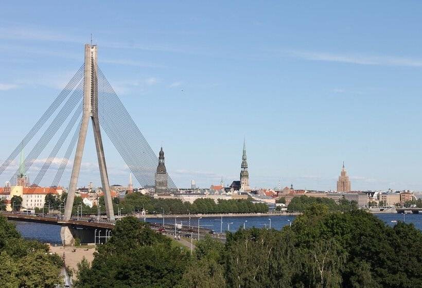 اتاق لوکس, Riga Islande Hotel With Free Parking