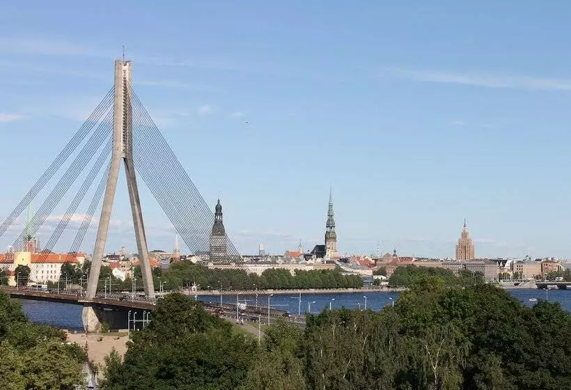 اتاق لوکس, Riga Islande Hotel With Free Parking