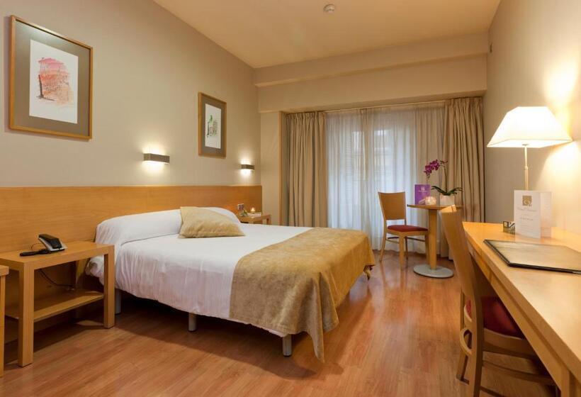 اتاق استاندارد, Victoria 4 Puerta Del Sol