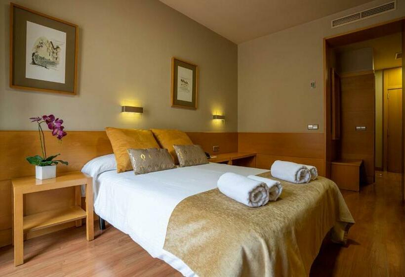 اتاق استاندارد, Victoria 4 Puerta Del Sol