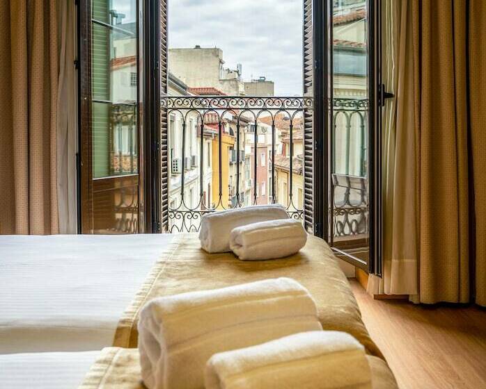 اتاق استاندارد, Victoria 4 Puerta Del Sol