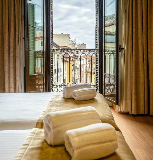 اتاق استاندارد سه نفره, Victoria 4 Puerta Del Sol