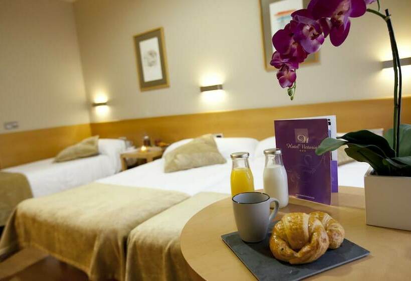 اتاق استاندارد سه نفره, Victoria 4 Puerta Del Sol