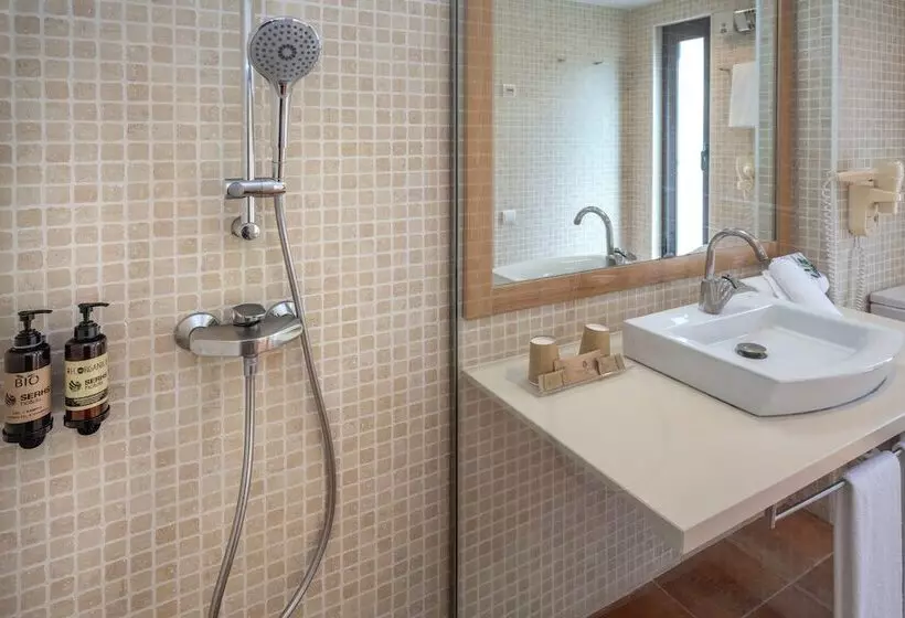 اتاق استاندارد سه نفره, Vilar Rural D Arnes By Serhs Hotels