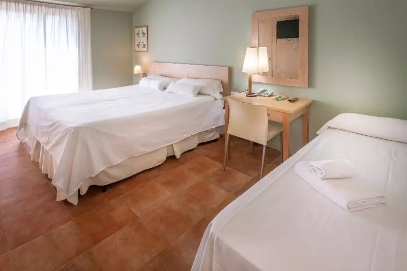 اتاق استاندارد سه نفره, Vilar Rural D Arnes By Serhs Hotels