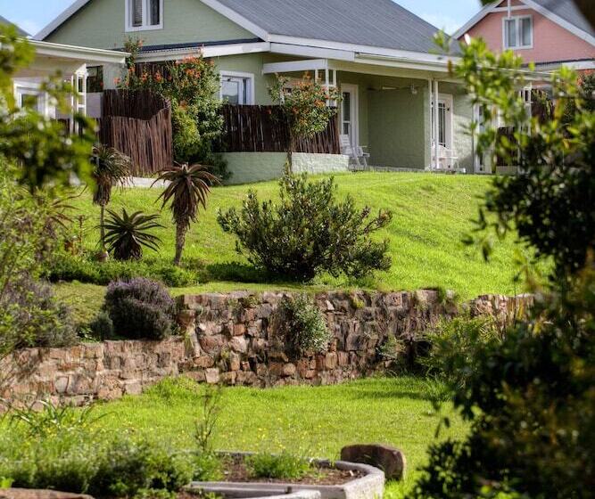 اتاق استاندارد, Zuurberg Mountain Village