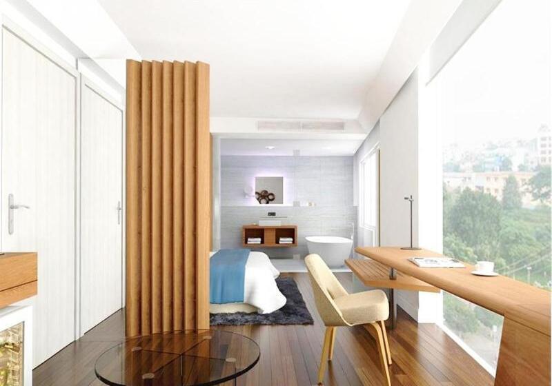 سوییت, Liberty Hotel Saigon Greenview