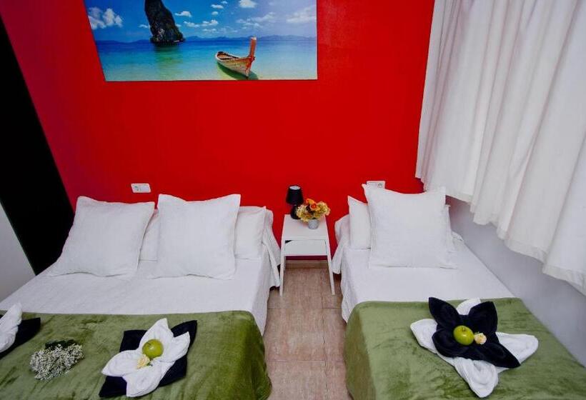 スタンダードシティビュールーム, Barcelona City North Hostal