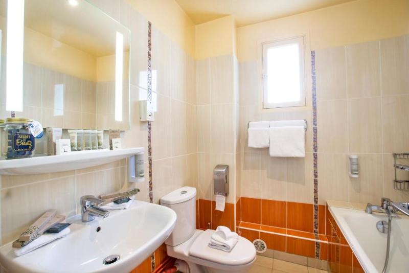 شقة غرفة واحدة, Ona Ogisaka Garden